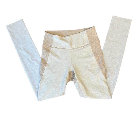 Outdoor Voices 7/8 Tri-Tone Warm Up Leggings Desert Oatmeal Cloud - Picture 3 of 13